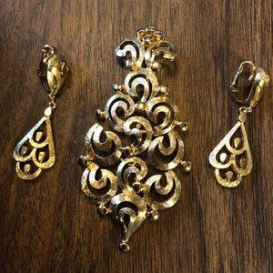 Vintage Monet Gold Tone Articulated Drop Pin and Clip On Earrings Set